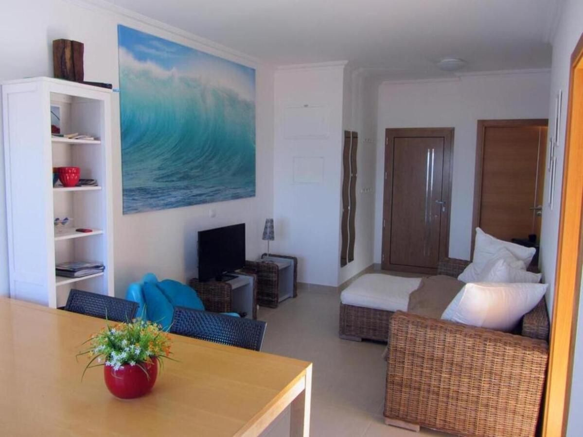 Apartment At Praia Paredes De Vitoria By Book Yourholiday Pt Pataias Extérieur photo